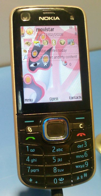 The Nokia 6220 Classic phone in black