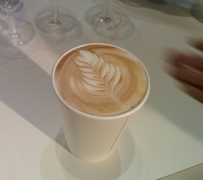Cafe Latte with leaf-like pattern in the milk foam