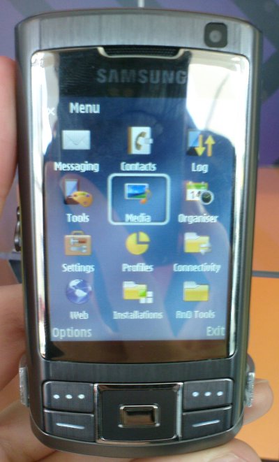 The front of the Samsung G810 phone, while closed
